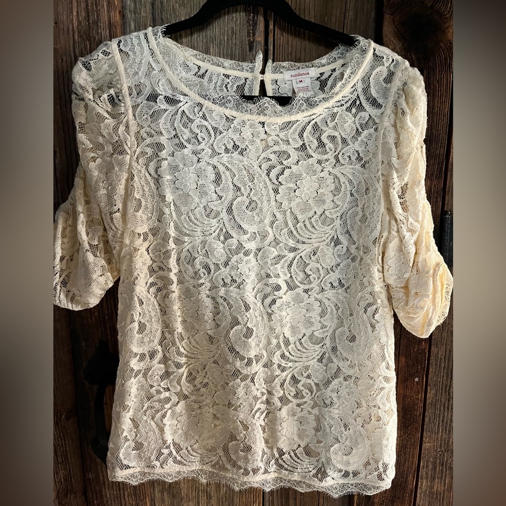 Exquisite Sundance Lace Top - Size Medium- Never Worn- Ivory
